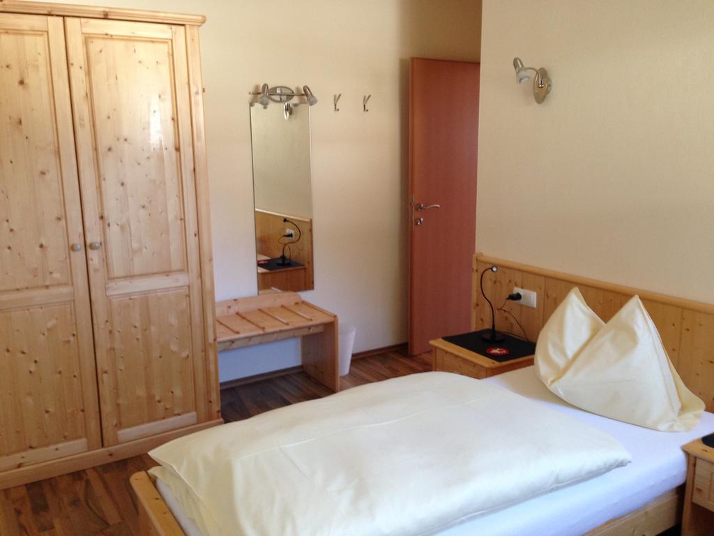 Austrian Alpine Apartments Ramsau am Dachstein Chambre photo