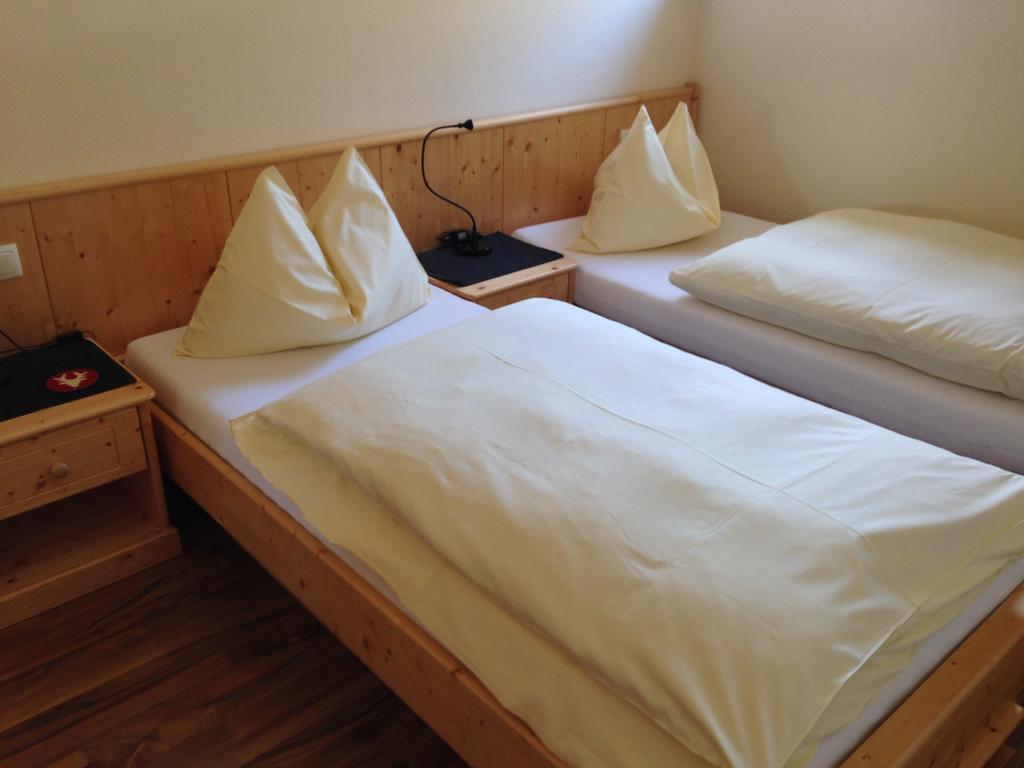 Austrian Alpine Apartments Ramsau am Dachstein Chambre photo